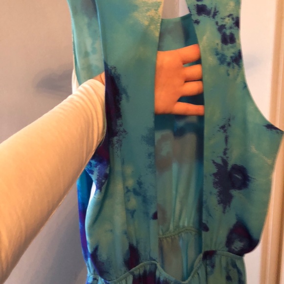 Beautiful maxi - Picture 3 of 4